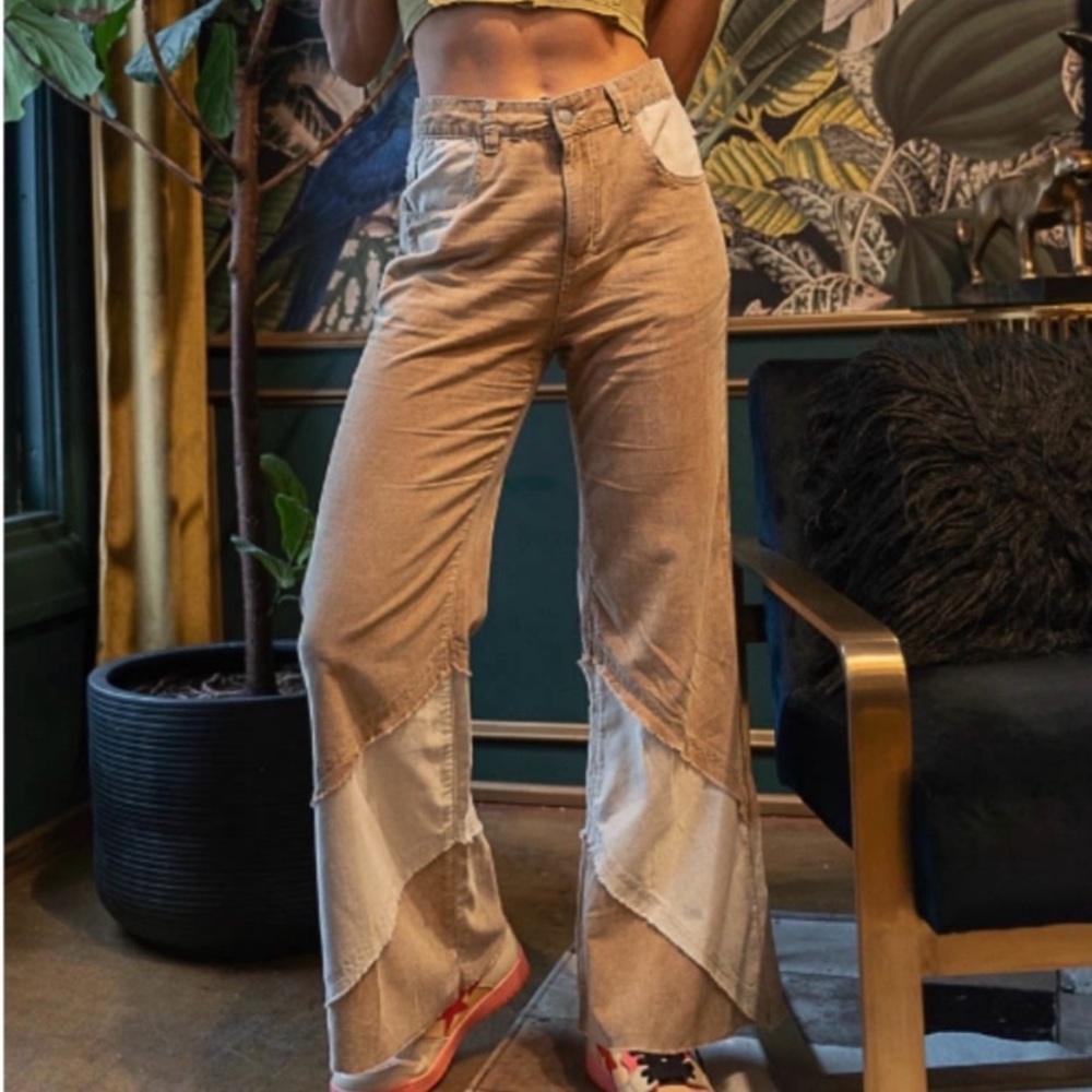 POL Flare Patch Cords Jeans